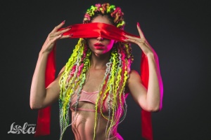 Лента Lola Party Hard Wink атласная для связывания, красная